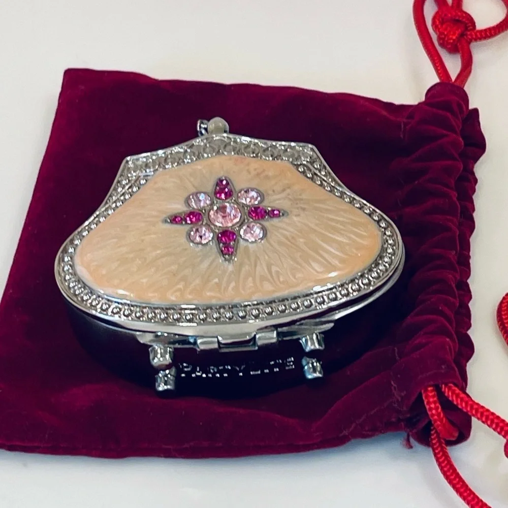 Jeweled Trinket Box In The Shape Of A Handbag Tumbler